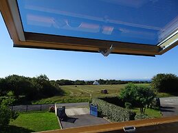 Holiday Home, Moelan sur Mer
