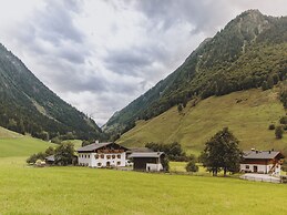 Holiday Home on Grossglockner Alpine Road
