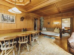 Holiday Home on Grossglockner Alpine Road