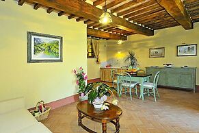 Estate in Monte Serra With Pool & Olive Trees