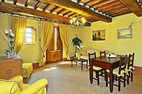Estate in Monte Serra With Pool & Olive Trees