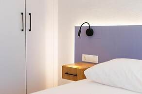 Oktolia Suites