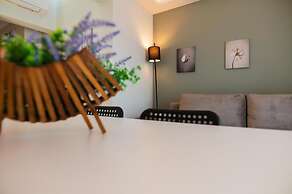 Oktolia Suites