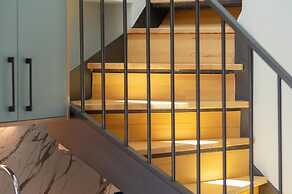 Oktolia Suites