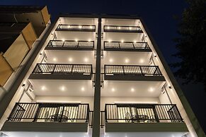 Oktolia Suites