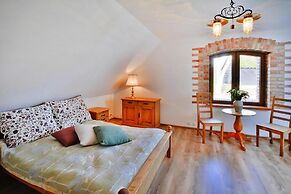 Comfortable Rural Holiday Home, Grabczyn