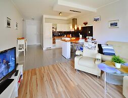 Comfortable Apartment, Ground Floor, Balcony