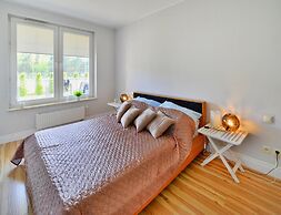 Comfortable Apartment, Ground Floor, Balcony