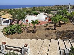 Igloo Home Plemmirio With Sea Access & Pool