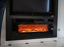 Apartment by Dziwna River With Pool Access