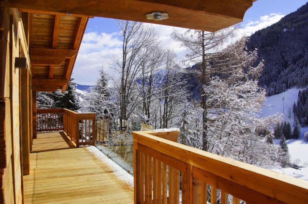 Chalet in Saalbach With Panoramic Sauna
