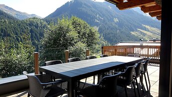 Chalet in Saalbach With Panoramic Sauna
