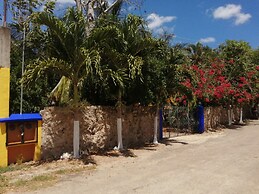 La casa de piedra y colores