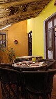 La casa de piedra y colores