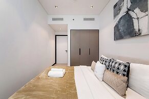 Premium 1BR Apartment at 15 Northside