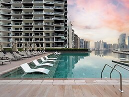Premium 1BR Apartment at 15 Northside