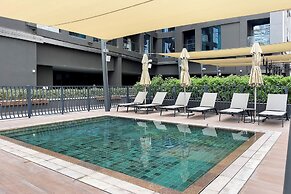 Premium 1BR Apartment at 15 Northside