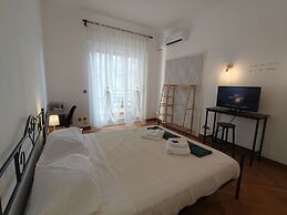 Dock Bay Lodge Hostel