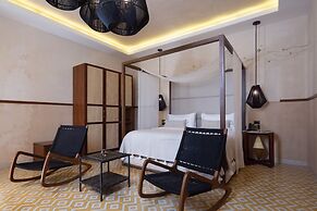 Adoro Hotel Boutique