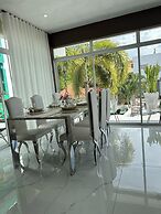Onyx luxury rd