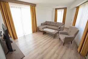 E87 Highway Otel