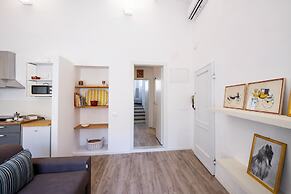 Mamo Florence - Borgo Santa Croce Apartment