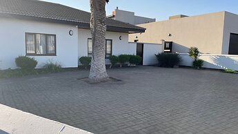 Canosas Home