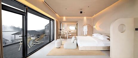 In Cloud Resort Hotel