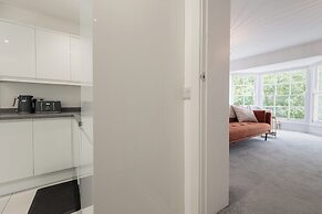 Cosy 1BD in Malvern With Stunning Views