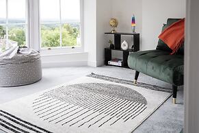 Cosy 1BD in Malvern With Stunning Views