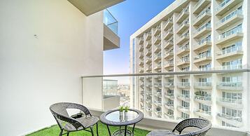 Viridis Living Chic and Spacious 1BR