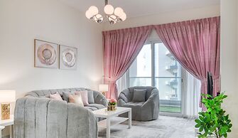Viridis Living Chic and Spacious 1BR
