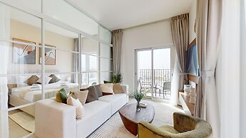 Dubai Hills - Golfville 623