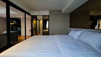 We Hotel