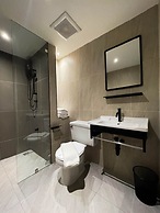 We Hotel