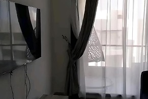 2 Bed Chalet Sleeps 4 Free Parking & Balcony