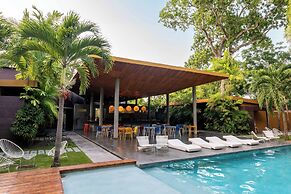 Cacaoni Hotel