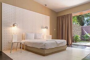 Cacaoni Hotel