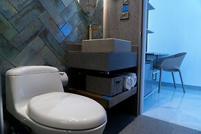 Delamar Hotel
