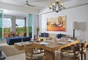 2BD Riviera Maya Ocean View w Luxurious Resort