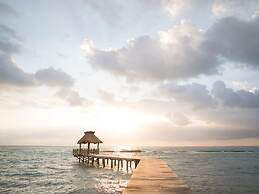 2BD Riviera Maya Ocean View w Luxurious Resort