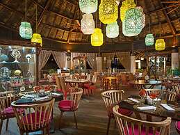 2BD Riviera Maya Ocean View w Luxurious Resort