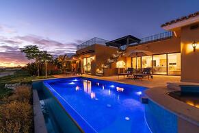 4BD Diamante Spacious Patio and Private Pool
