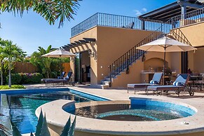 4BD Diamante Spacious Patio and Private Pool
