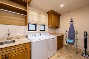 4BD Diamante Spacious Patio and Private Pool