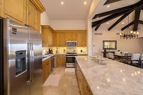 4BD Diamante Spacious Patio and Private Pool