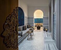 Altunizade Suites Istanbul, Curio Collection by Hilton