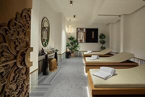 Altunizade Suites Istanbul, Curio Collection by Hilton
