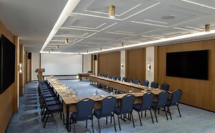Altunizade Suites Istanbul, Curio Collection by Hilton
