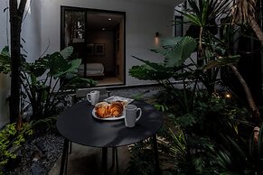 Casa Calderon by Capitalia